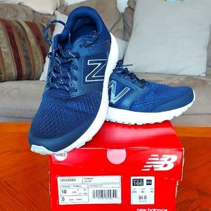 New Balance womens running sneaker